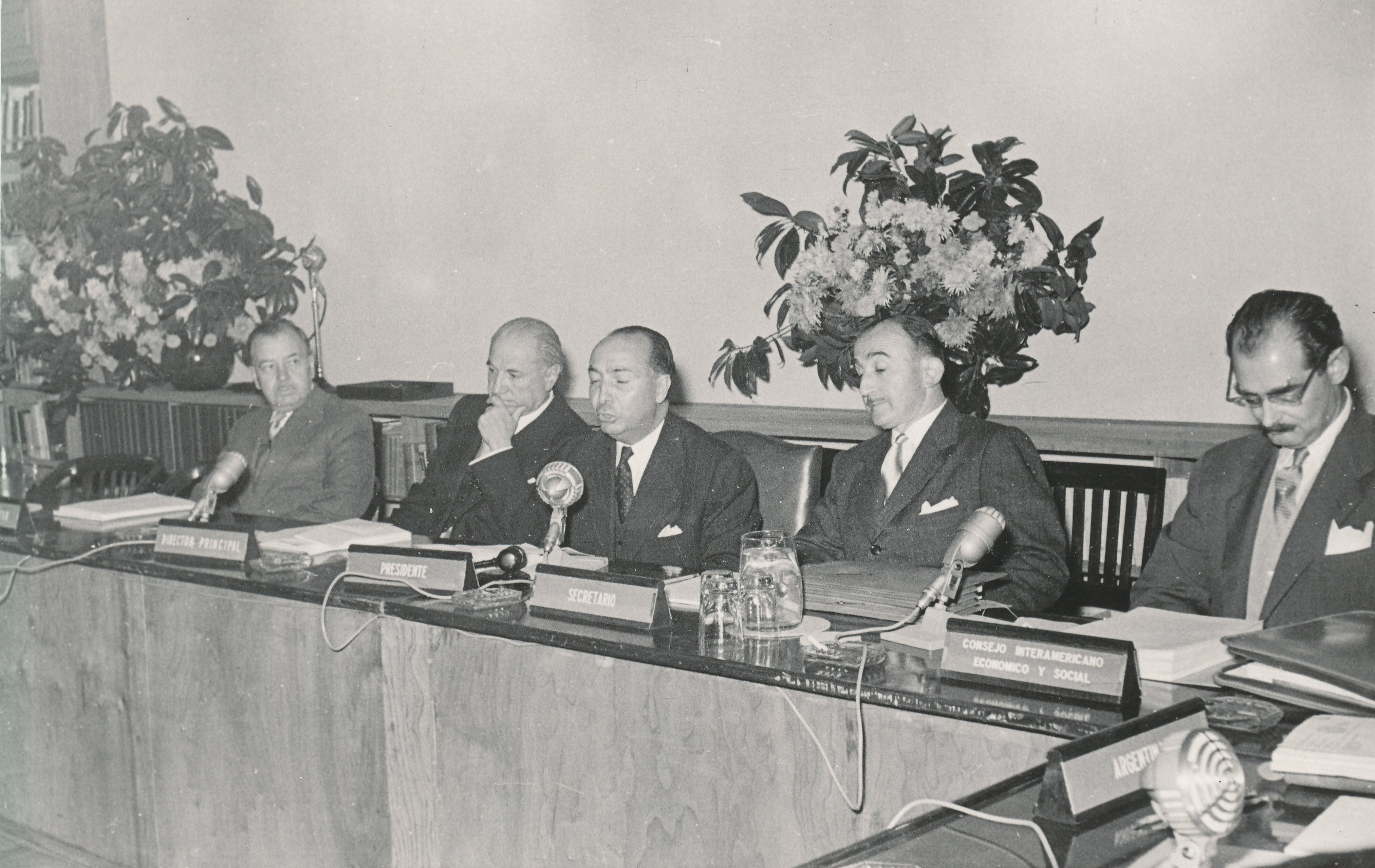 Raúl Prebisch en el Cuarto Comité Plenario de la CEPAL