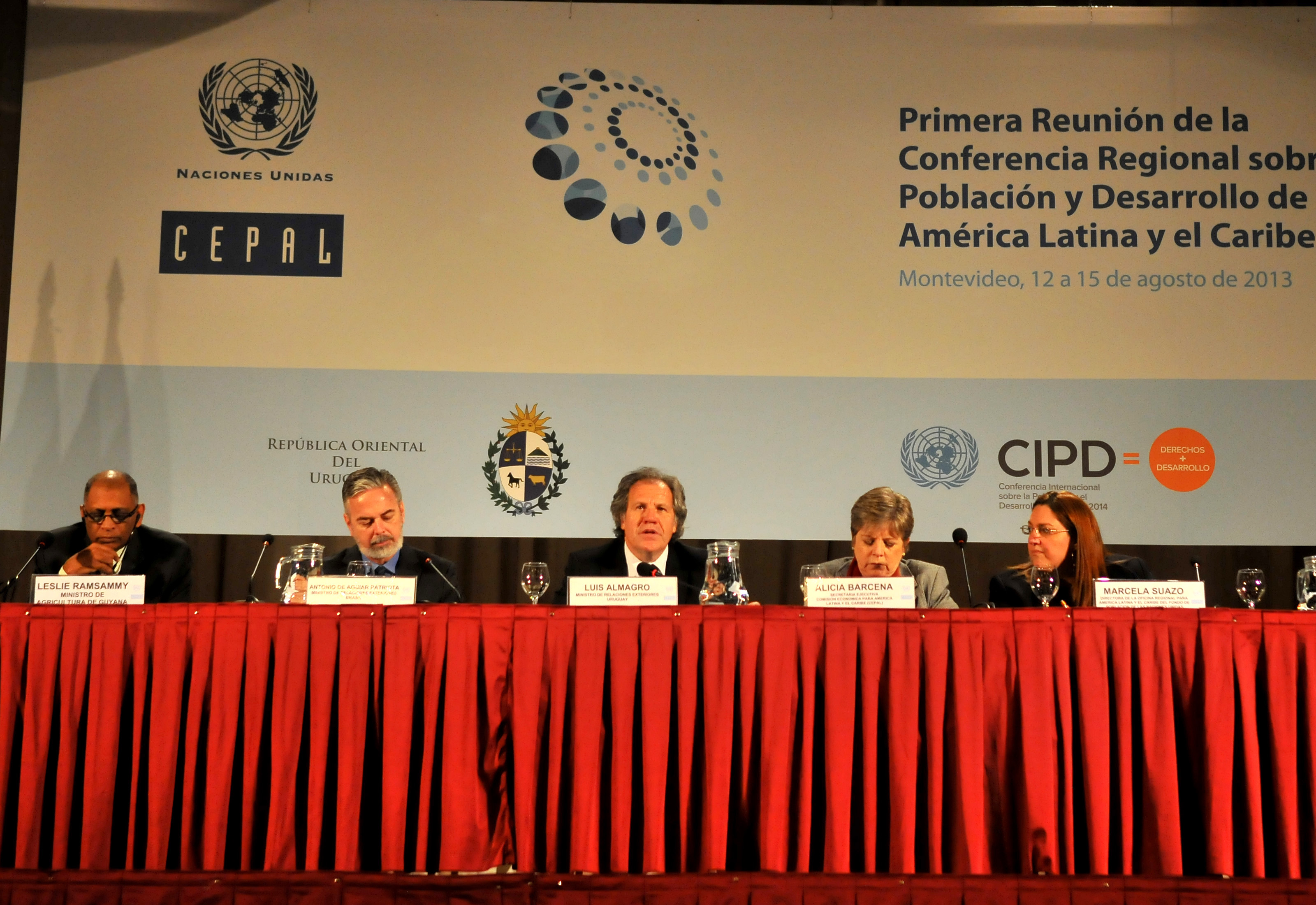 Primera Reunión de la Conferencia Regional sobre Población y Desarrollo de América Latina y el Primera Reunión de la Conferencia Regional sobre Población y Desarrollo de América Latina y el